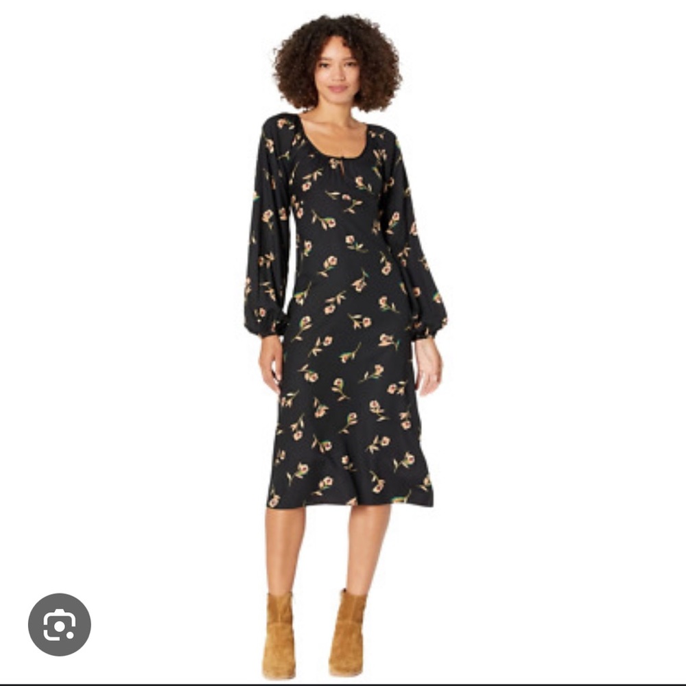 Billabong Black Floral Sweet to Me Midi Dress